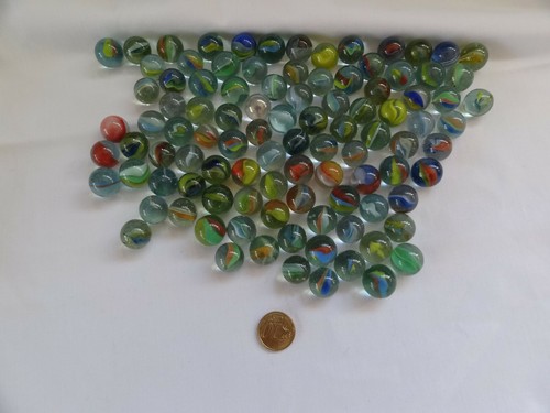 Verschiedene glasmurmeln - verschiedene,